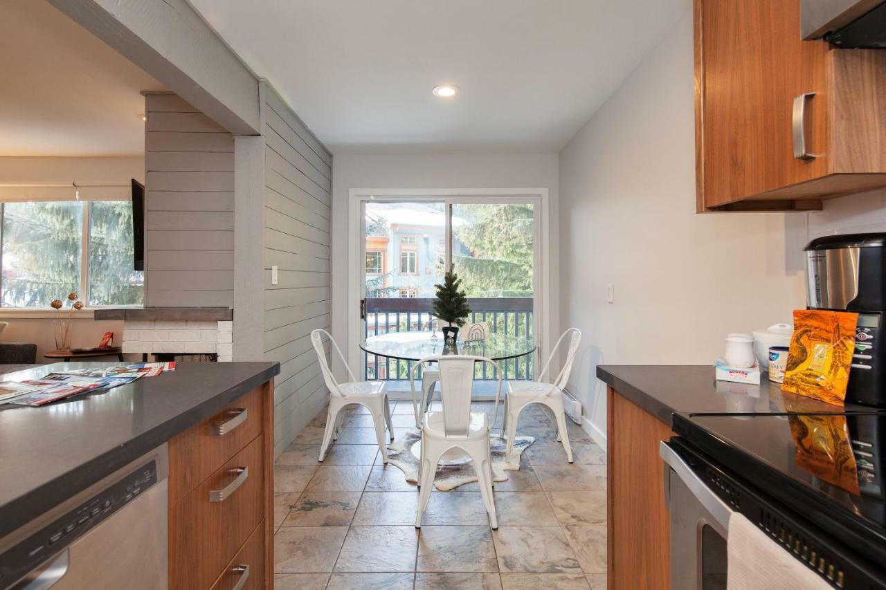 דירות Gorgeous Whistler Creekside Studio מראה חיצוני תמונה